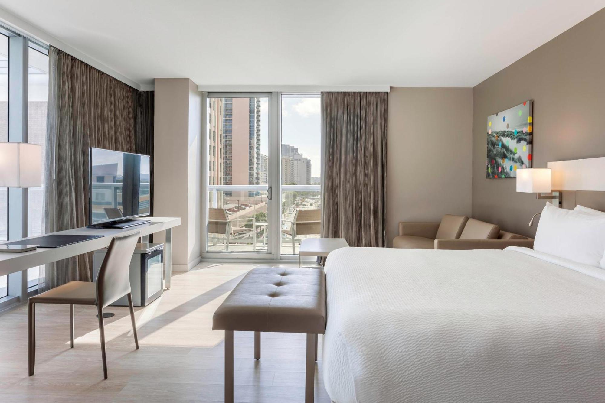 Ac Hotel By Marriott Маями Бийч Екстериор снимка